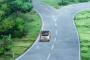 【画像】車オタクが「このアニメの道路描写はひどいｗｗｗｗ」とか言ってるけど、おかしくないよね？？？