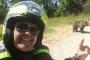 【悲報】バイク乗りのおじさんがヒグマと自撮りした結果ｗｗｗｗｗｗｗｗｗｗｗｗ