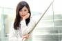 【画像あり】AKB48渡辺麻友＆乃木坂46生駒里奈の『密着』2ショットに反響ｗ