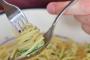 女「パスタ食べるならスプーンくらい使おうよｗ」ワイ「本場では子供のすることやで」