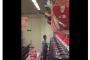 【埼玉県八潮市】パチンコで負けた男がハンマーでパチンコ店襲撃　台壊しまくり動画のド迫力　店員が「皆さん逃げて！離れてください」と絶叫