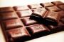 私（みんな残業続きだし、差し入れしよ！）→チョコをかばんから取り出しだ瞬間、隣にいたA子に奪われて『はいこれおすそ分け～！』私「えっ？」