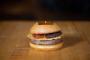 【画像】　アメリカの高級バーガー「UMAMI BURGER」が日本にオープン