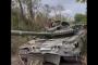 T-80BV戦車がウクライナ軍に鹵獲されとる！…ロシア軍が重火器や弾薬庫など何もかもを残して逃走