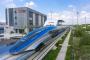 中国初の超電導高速リニア試作車を世界高速鉄道会議で公開…最高営業速度は時速600キロ！