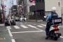 【動画】大阪府警さん、ノーヘル二人乗り原付を華麗にスルーｗｗｗｗｗｗｗｗｗｗｗｗ